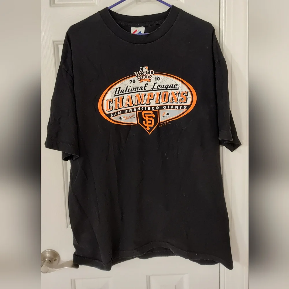 Men's Majestic 2010 National League Champions San Francisco Giants T-Shirt,Large